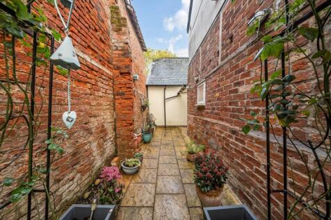Rear Courtyard garden