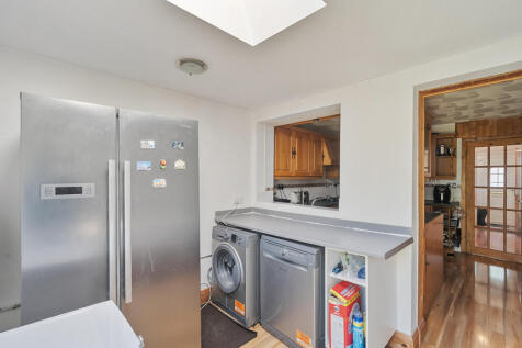 020-27-681de5a23e...