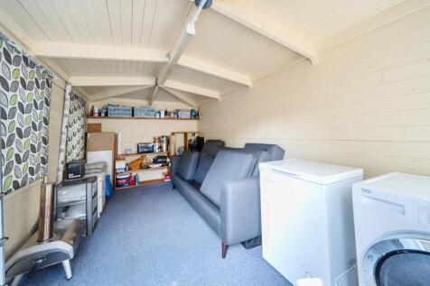 1341068-12-68a32c...