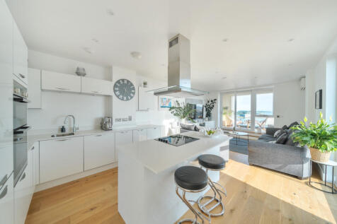 1362656-16-68dd5f...