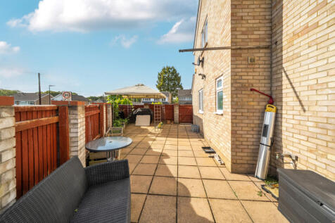 1363749-5-68e4f56...