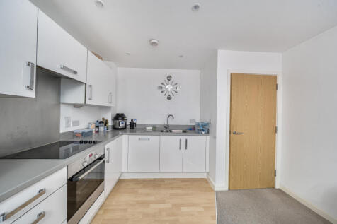 1359386-3-68e92c3...