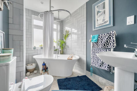 1365549-20-68f26e...