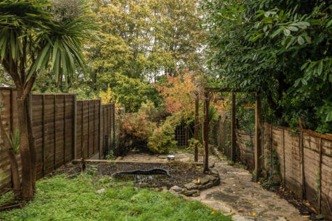 1370186-25-68f646...