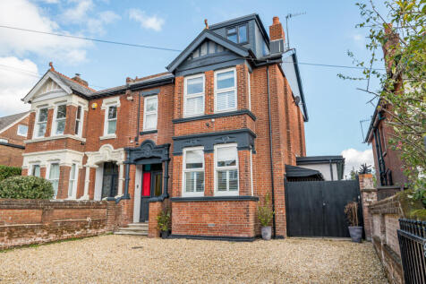 1372549-36-68fb7a...