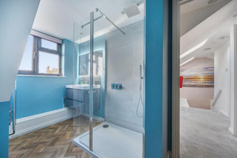 1372549-26-68fb79...