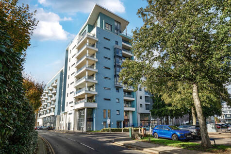 1372060-6-68fb87e...