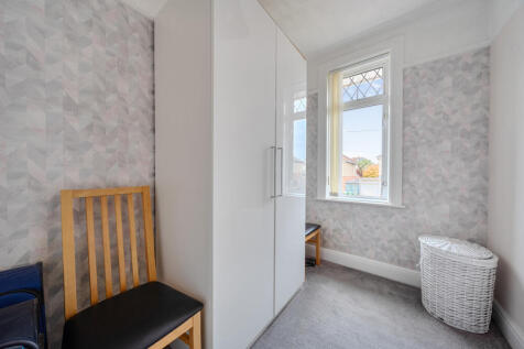 1373505-17-690354...