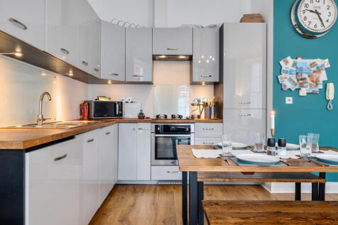 1372984-30-6901e9...