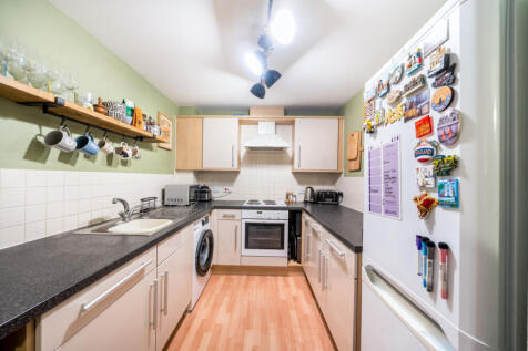 1374039-10-690500...