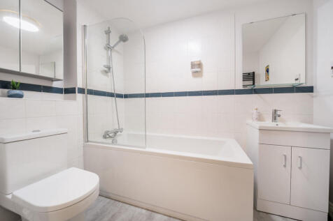 1374039-1-6905006...