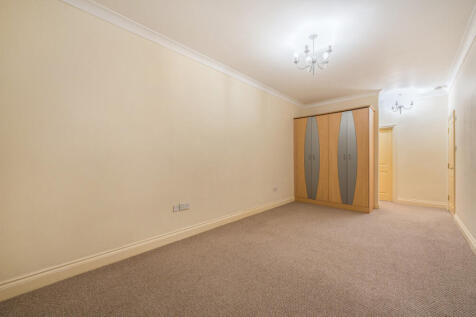 1375184-15-6904d6...