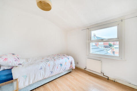 1374578-15-6907db...