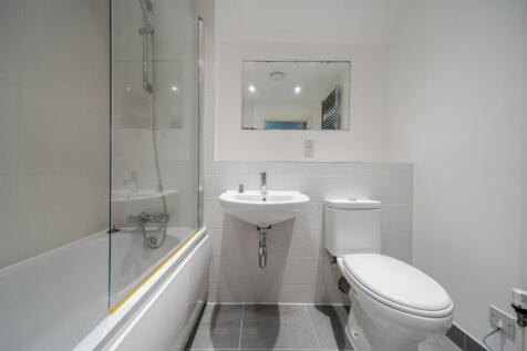 1380877-6-69121a8...