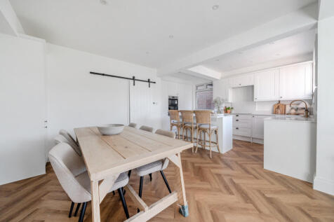 1384104-6-692989c...