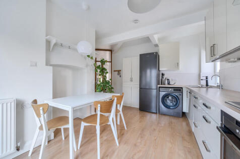 1387393-16-693055...