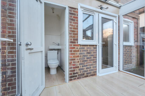 1387393-18-693056...