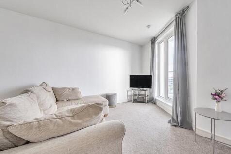 1347733-4-68b9b42...