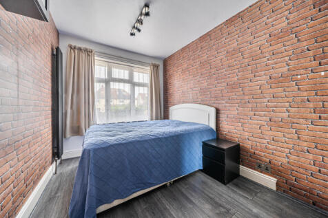 1387292-13-6932f0...