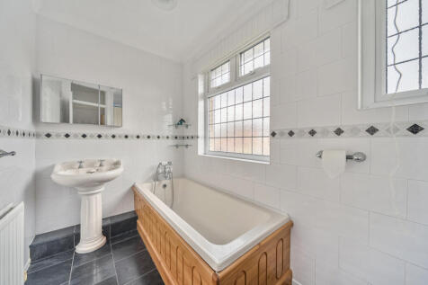 1389222-15-693aef...