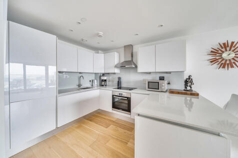 1405077-9-6977904...