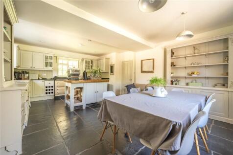 15 Kitchen