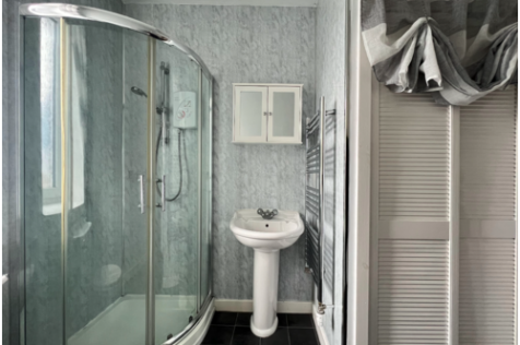 Bathroom (2)