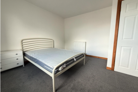 Bedroom 1 (1)