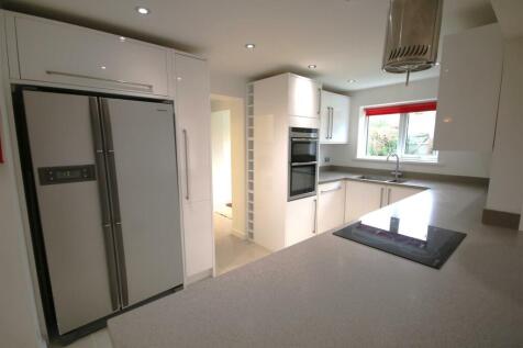 Kitchen c.JPG