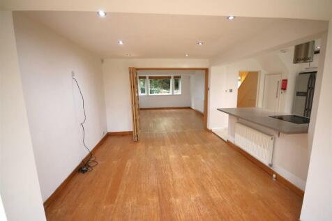 Dining Room b.JPG