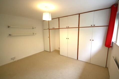 Bedroom 1a.JPG