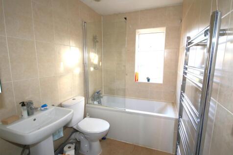 Bathroom.JPG