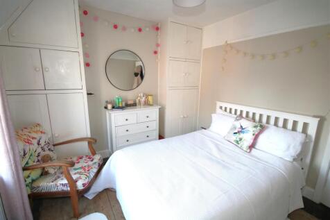 Bedroom 1a.JPG