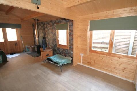Cabin Living Room b.JPG