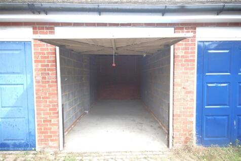 Garage A.JPG