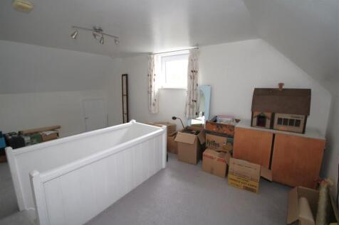 Loft Room b.JPG