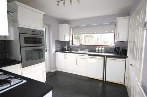 Kitchen a.JPG