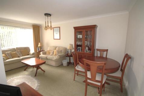 Living Room a.JPG