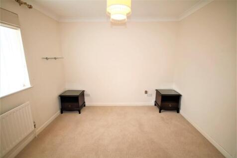 Bedroom 1a.JPG