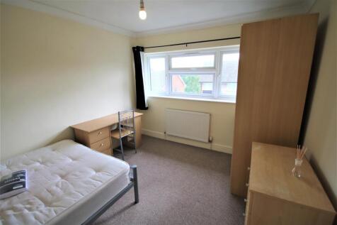 Bedroom 2a.JPG