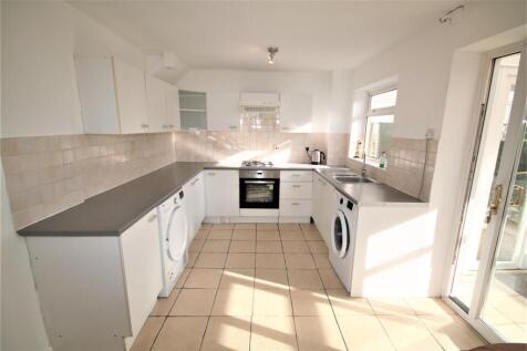 Kitchen a.JPG