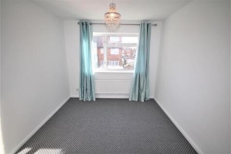 Bedroom 1a.JPG