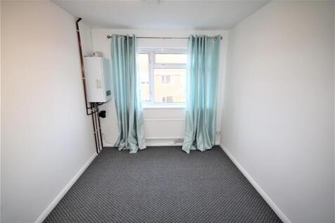 Bedroom 2a.JPG
