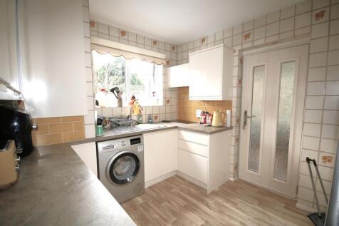 Kitchen b.JPG