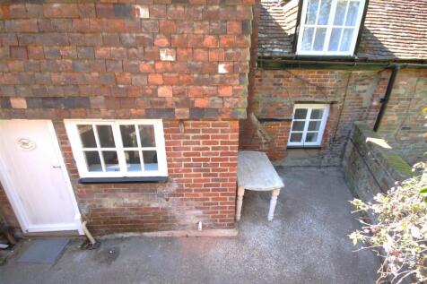 Patio Area a.JPG
