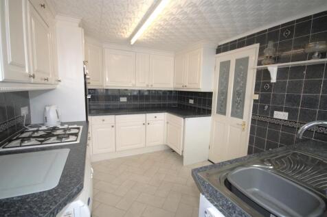 Kitchen c.JPG