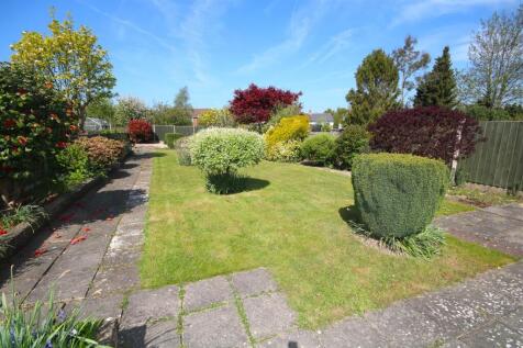 Rear Garden a.JPG