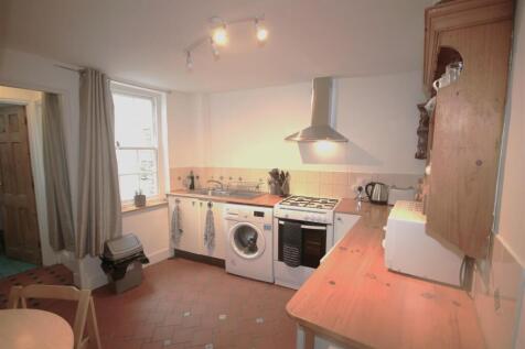 Kitchen b.JPG