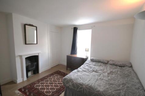 Bedroom 1a.JPG