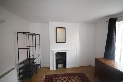Bedroom 1c.JPG